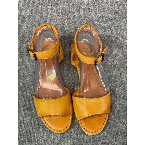 FRYE womens sandels size 8.5M Brown Nutral color Comfy Pre0owned - Picture 11 of 16